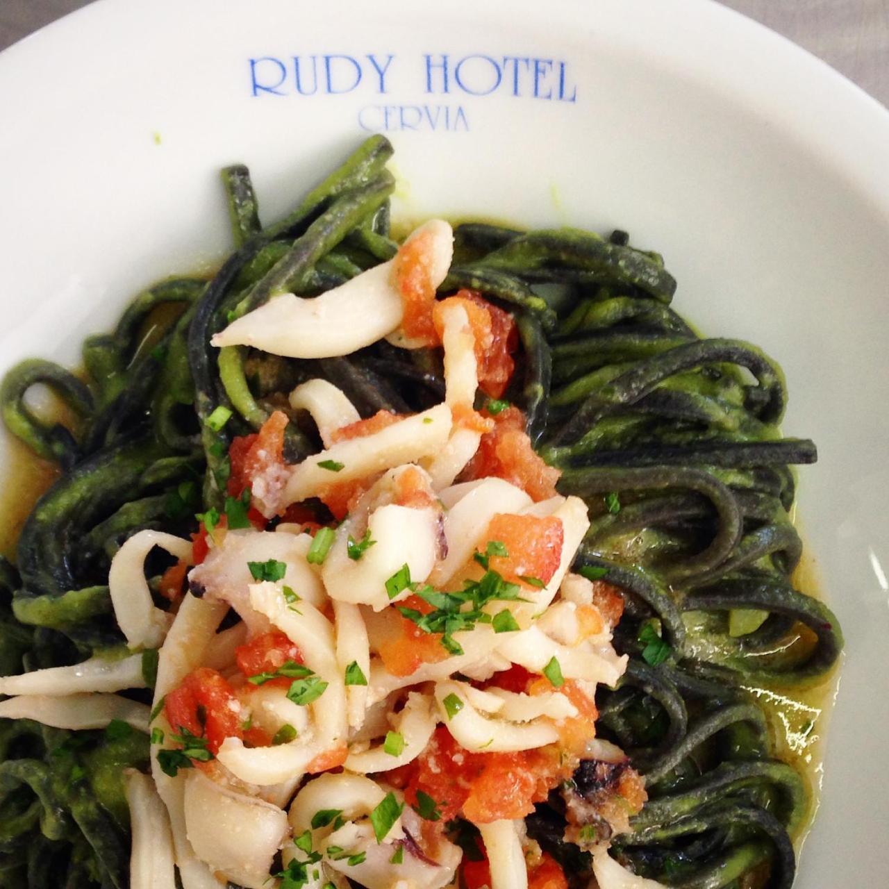 Hotel Rudy แชร์เวีย ภายนอก รูปภาพ